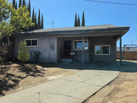 2124 Beard Court