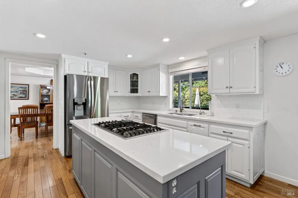 421 Greens Drive Healdsburg, CA 95448