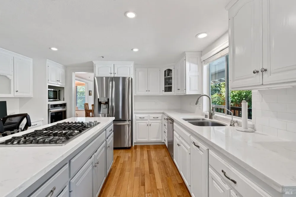 421 Greens Drive Healdsburg, CA 95448