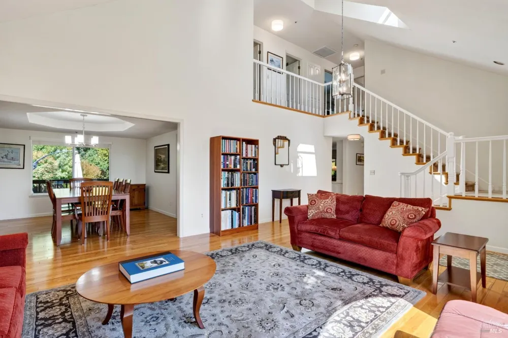 421 Greens Drive Healdsburg, CA 95448