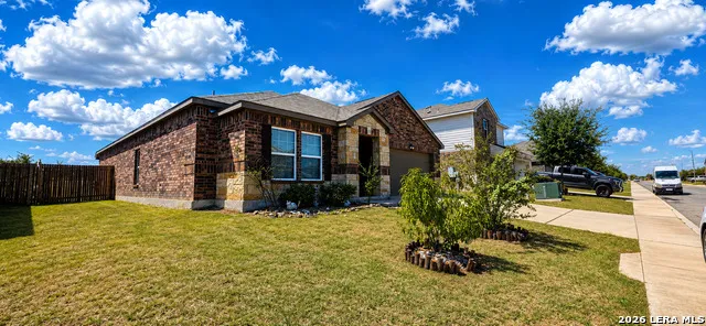 6447 Aj Lane San Antonio, TX 78252