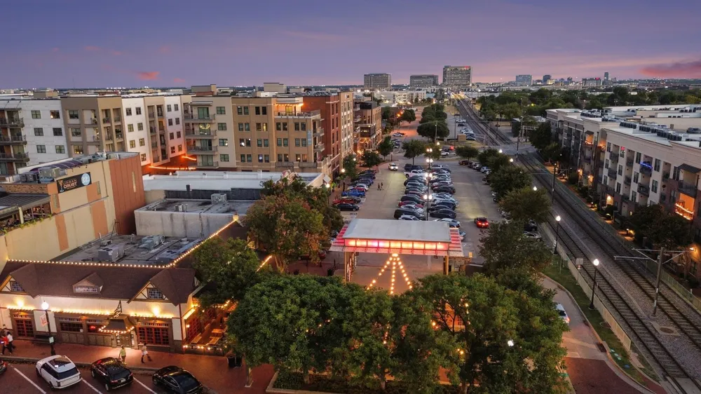 1013 E 15th Street Plano, TX 75074