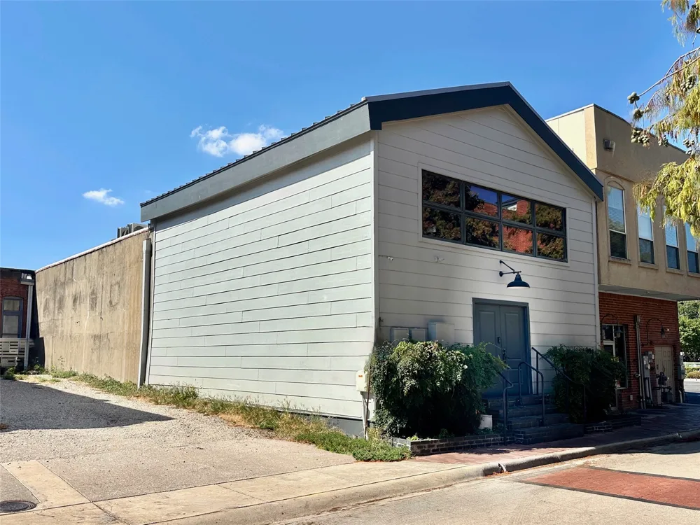 1013 E 15th Street Plano, TX 75074