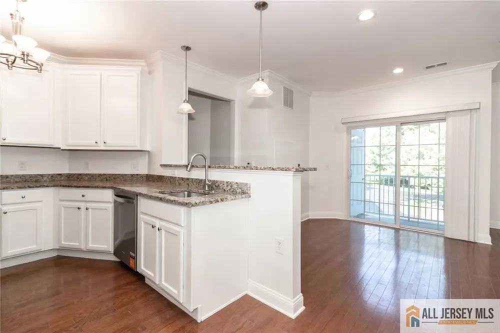 9213 Falston Circle #9213 Old Bridge, NJ 08857