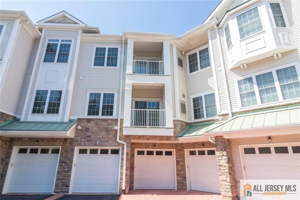 9213 Falston Circle #9213 Old Bridge, NJ 08857