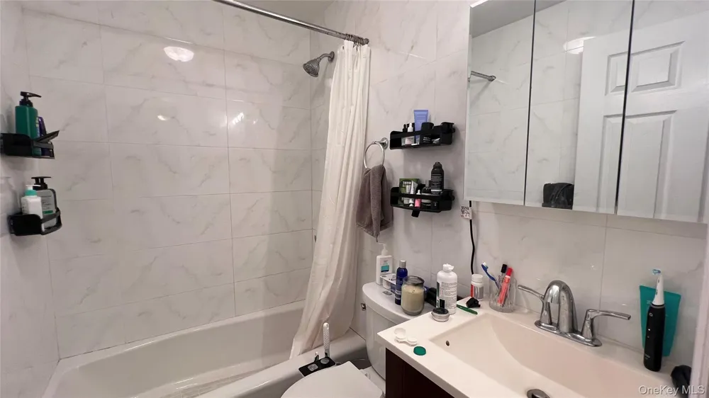 10-44 47th Avenue #3F Long Island City, NY 11101