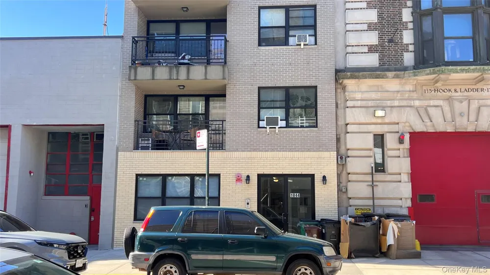 10-44 47th Avenue #3F Long Island City, NY 11101