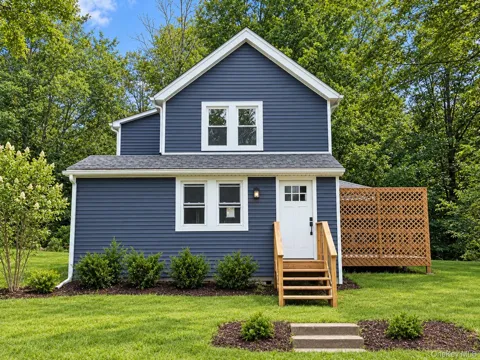 11 Spring Glen Road