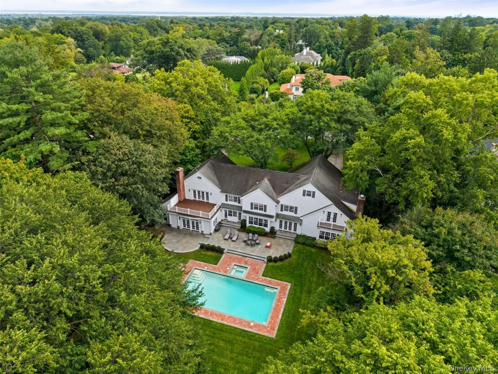 15 Sheldrake Road Scarsdale, NY 10583
