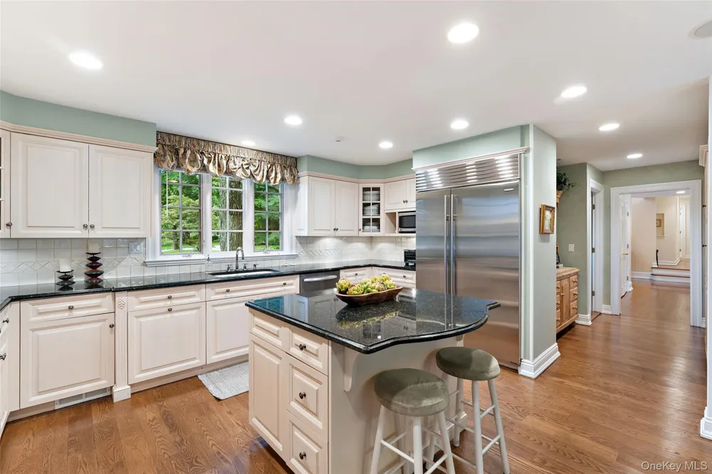 15 Sheldrake Road Scarsdale, NY 10583