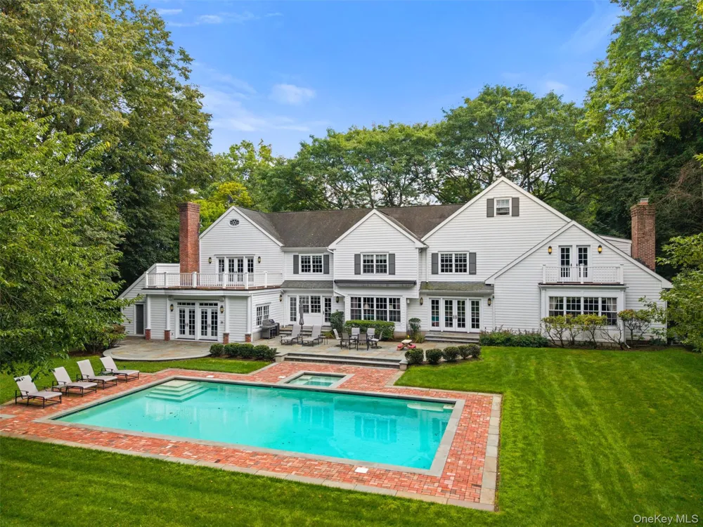 15 Sheldrake Road Scarsdale, NY 10583