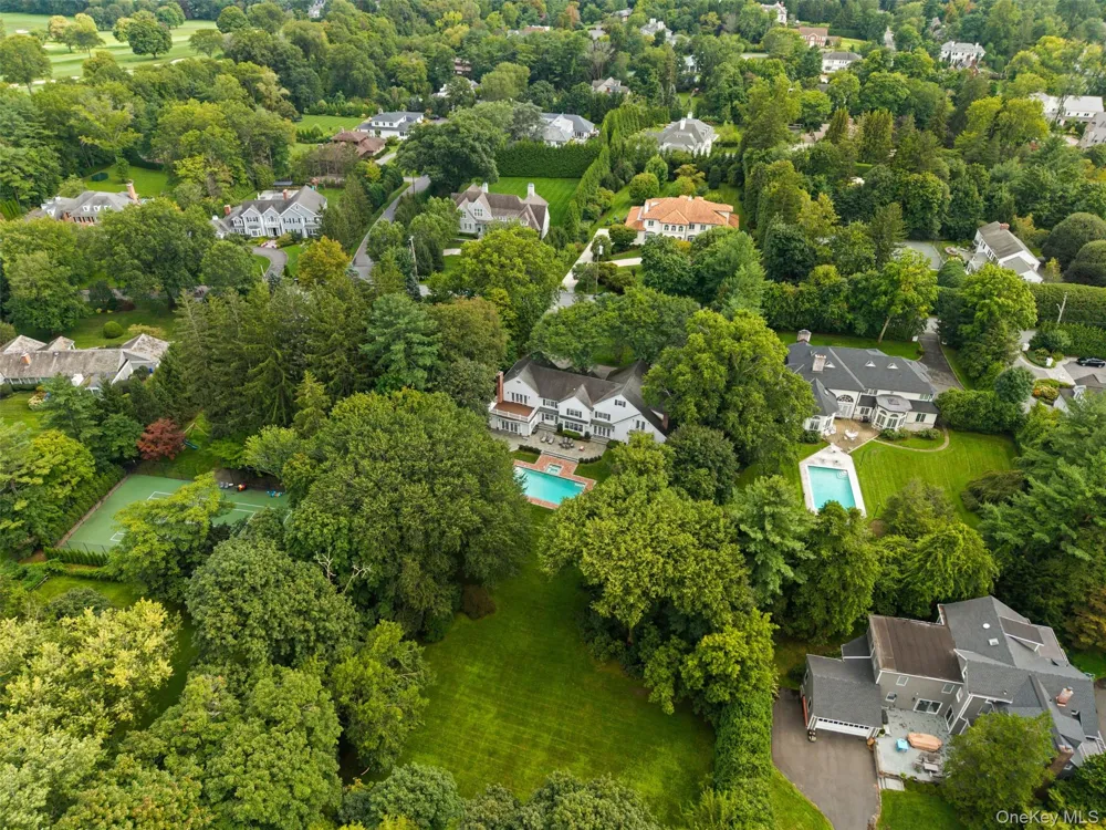 15 Sheldrake Road Scarsdale, NY 10583