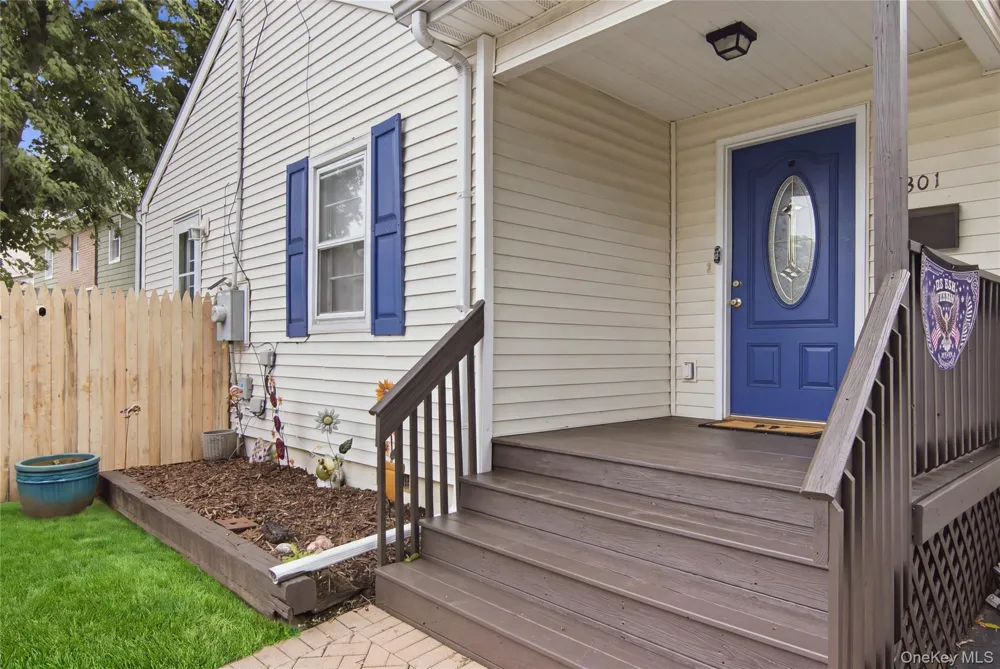 301 Laurel Road Northport, NY 11768