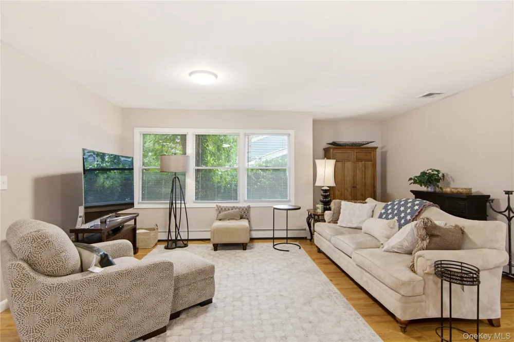301 Laurel Road Northport, NY 11768