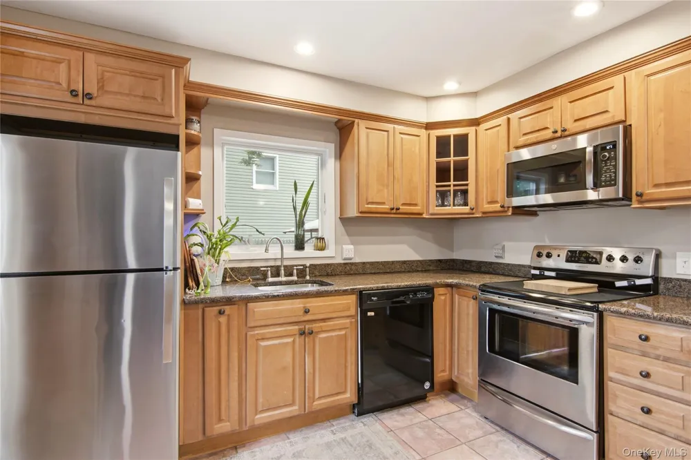 301 Laurel Road Northport, NY 11768