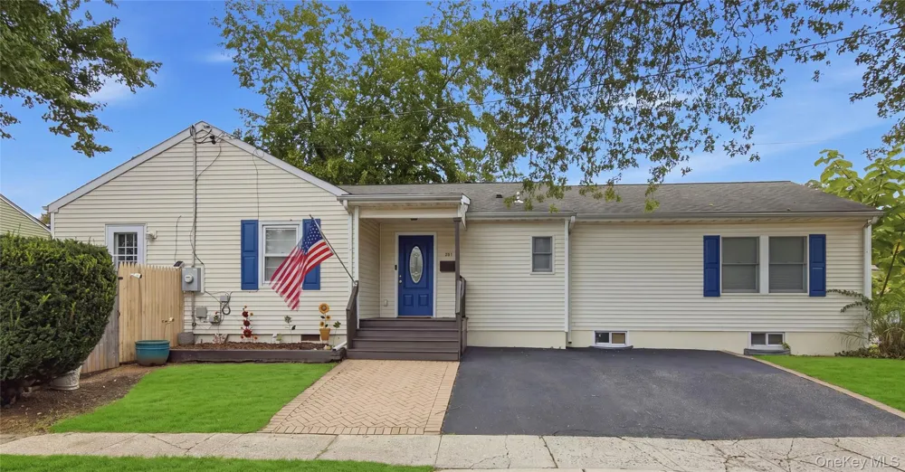 301 Laurel Road Northport, NY 11768
