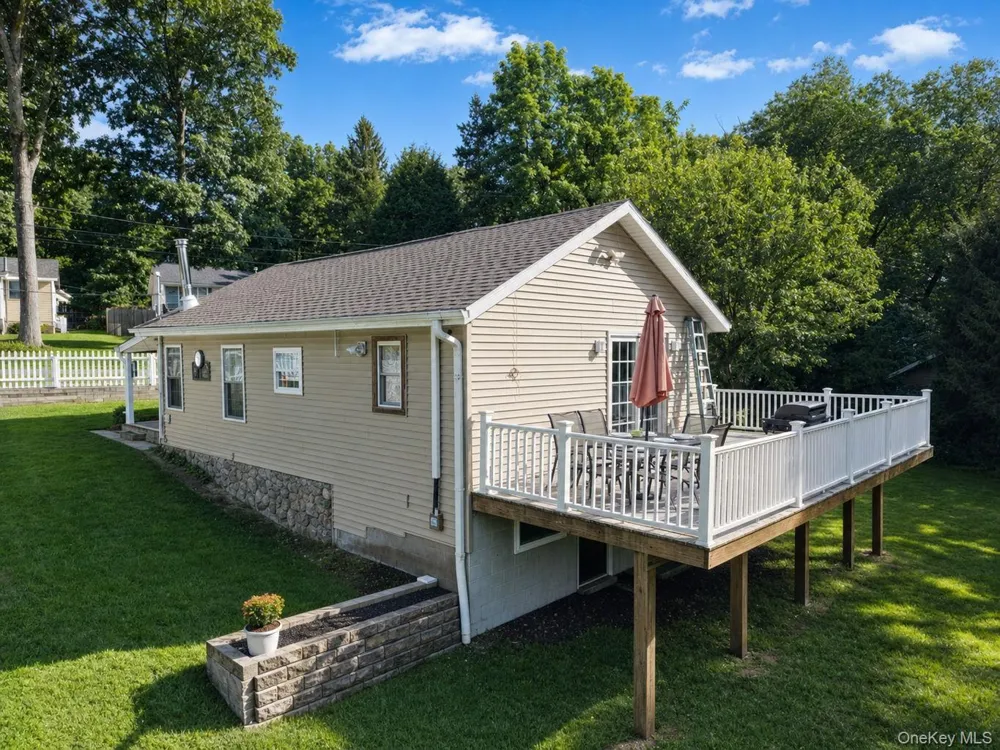 36 Paradise Trail Monroe, NY 10950