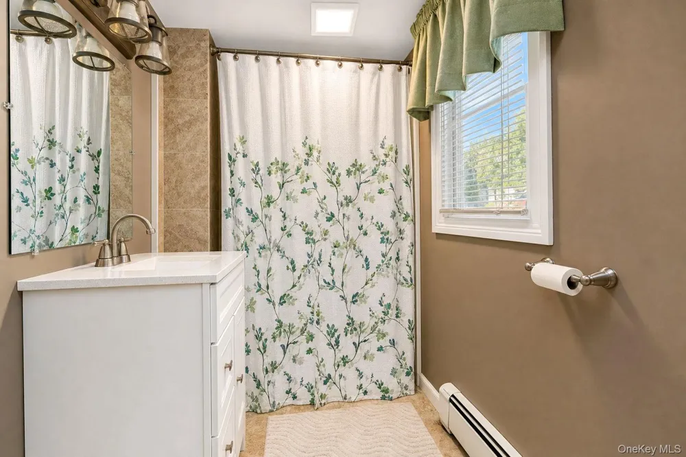 36 Paradise Trail Monroe, NY 10950