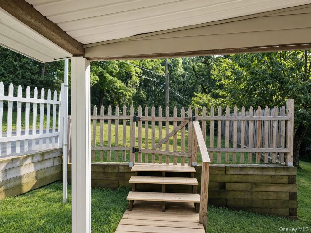 36 Paradise Trail Monroe, NY 10950