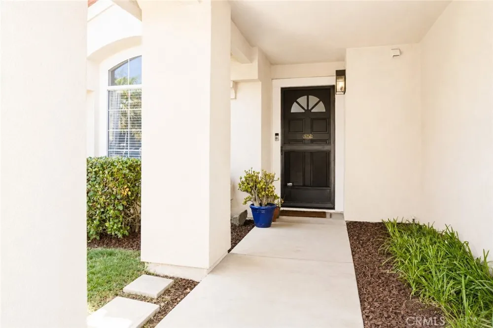28603 River Glen Court Menifee, CA 92584