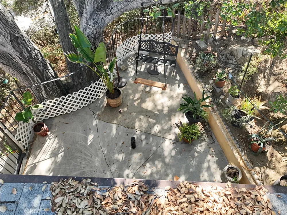2567 E Chevy Chase Glendale, CA 91206