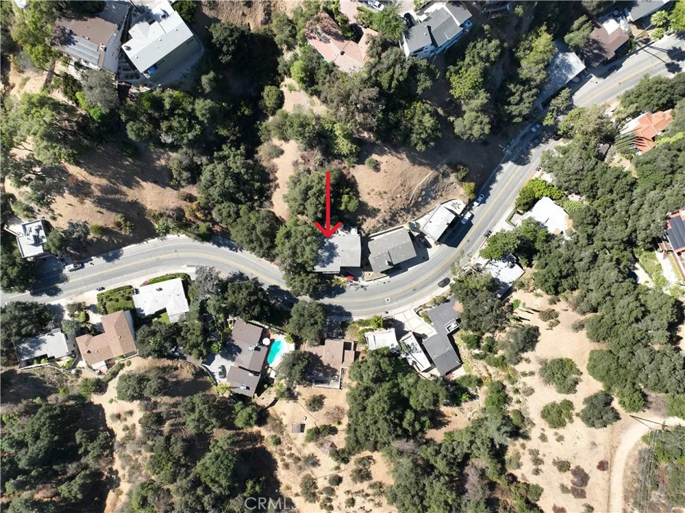 2567 E Chevy Chase Glendale, CA 91206