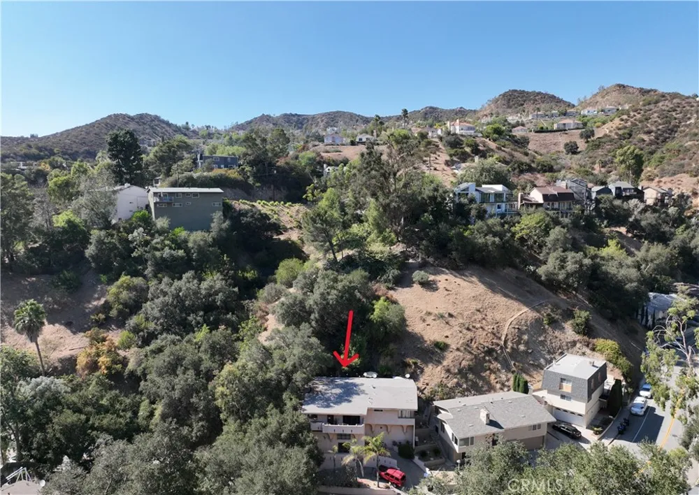 2567 E Chevy Chase Glendale, CA 91206