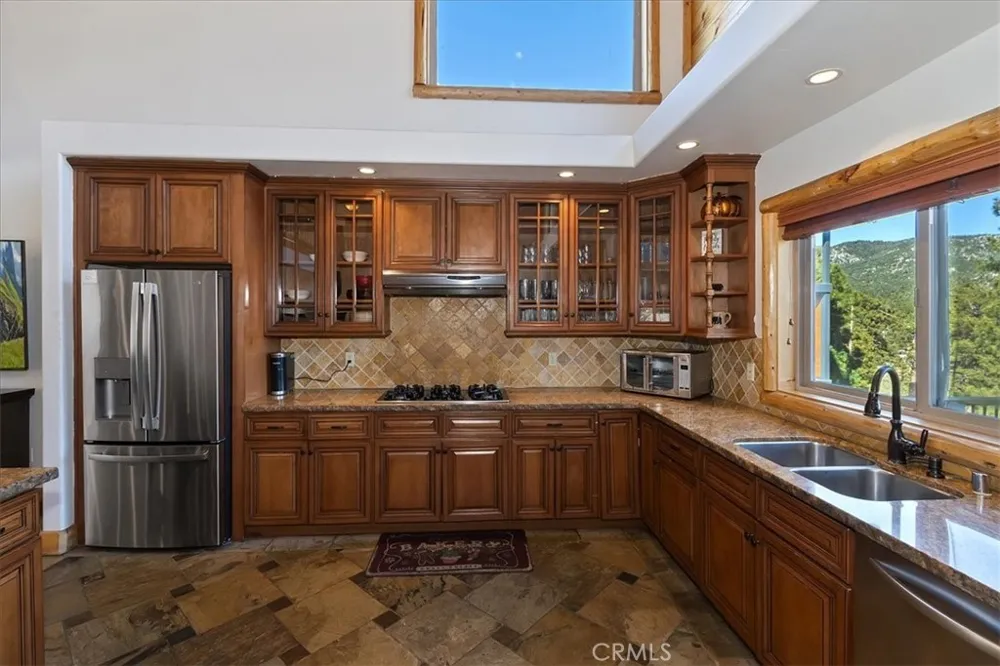 42324 Eagle Ridge Rd Big Bear Lake, CA 92315