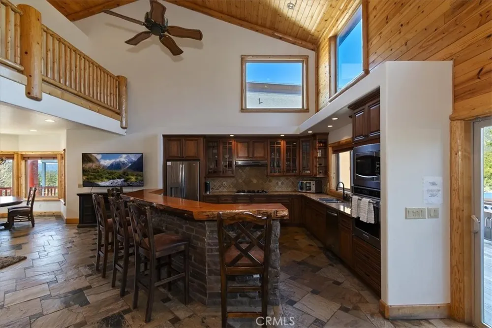 42324 Eagle Ridge Rd Big Bear Lake, CA 92315