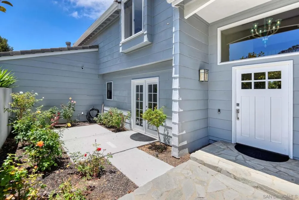 1948 Caminito El Canario La Jolla, CA 92037