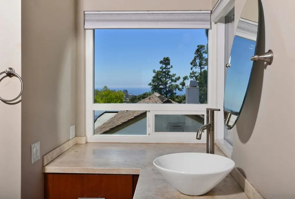 1948 Caminito El Canario La Jolla, CA 92037