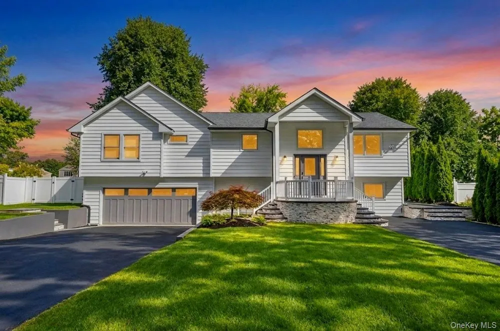 15 Dillon Drive Dix Hills, NY 11746