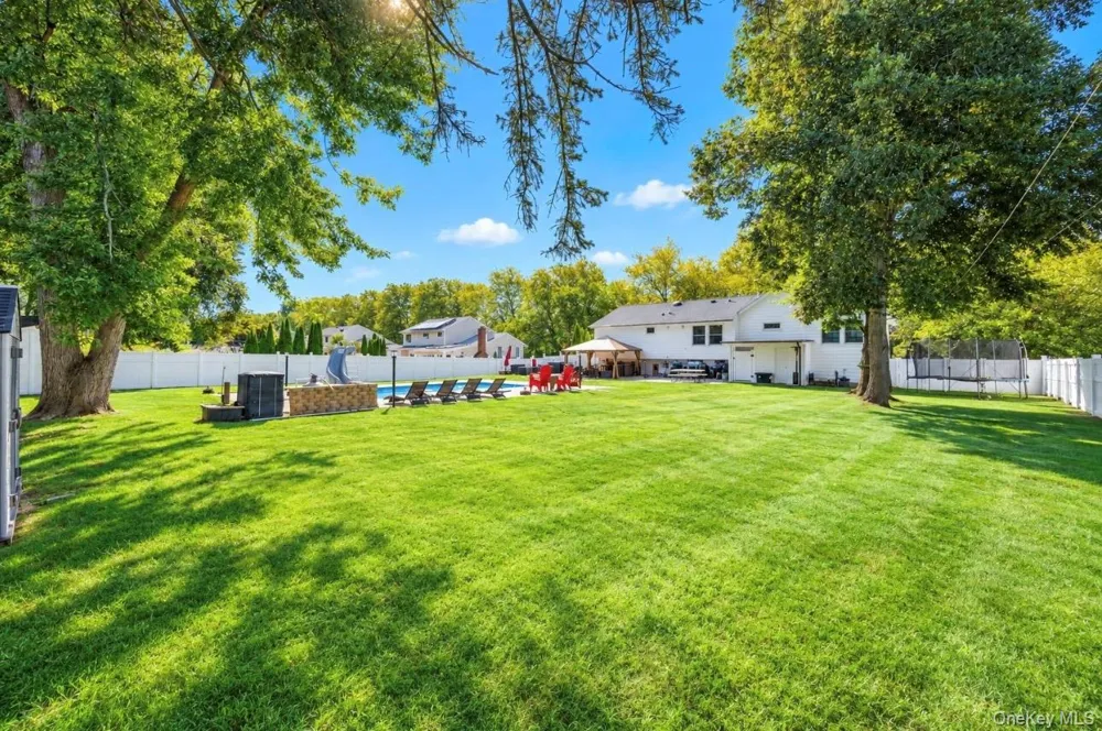15 Dillon Drive Dix Hills, NY 11746