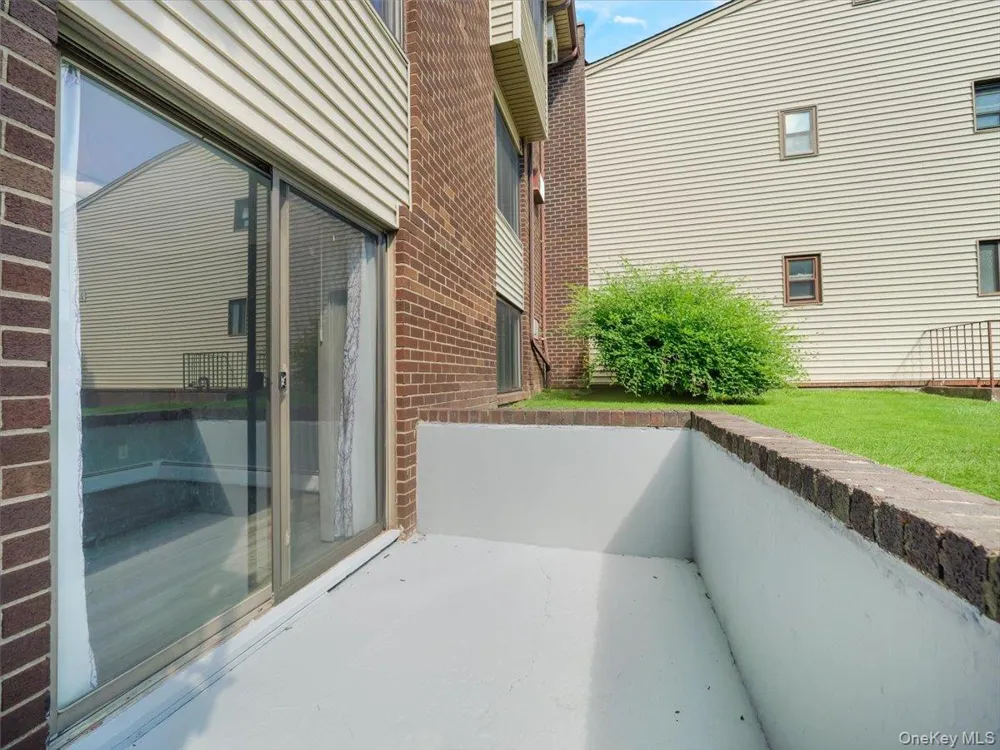 202 Country Club Lane Pomona, NY 10970