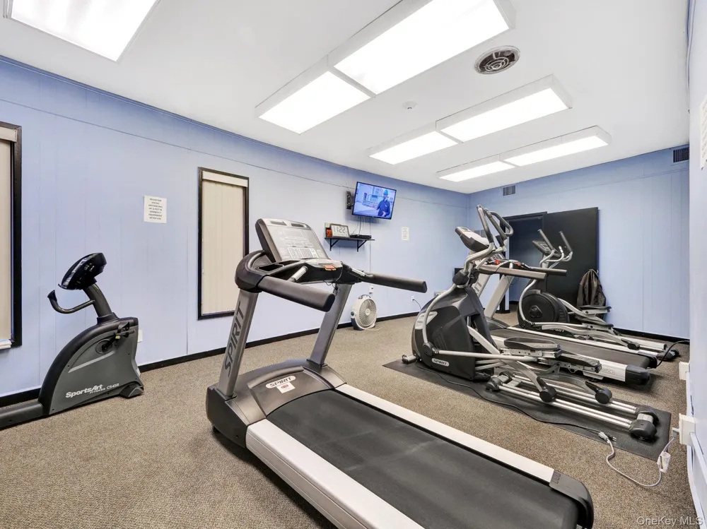 202 Country Club Lane Pomona, NY 10970