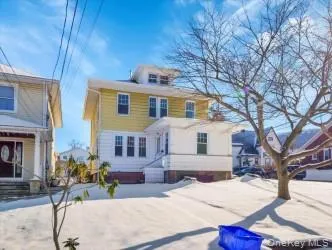 39 Westside Avenue