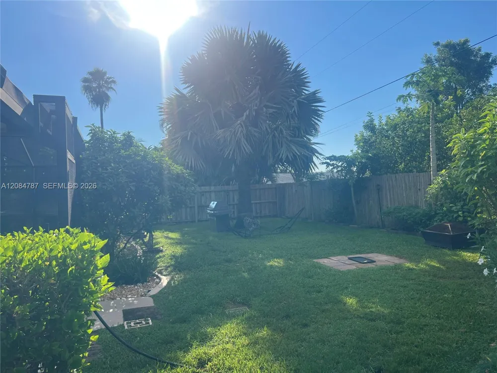522 SE 34 TERRACE Cape Coral, FL 33904