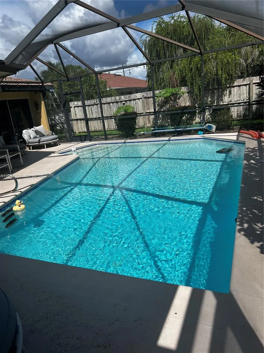 522 SE 34 TERRACE Cape Coral, FL 33904