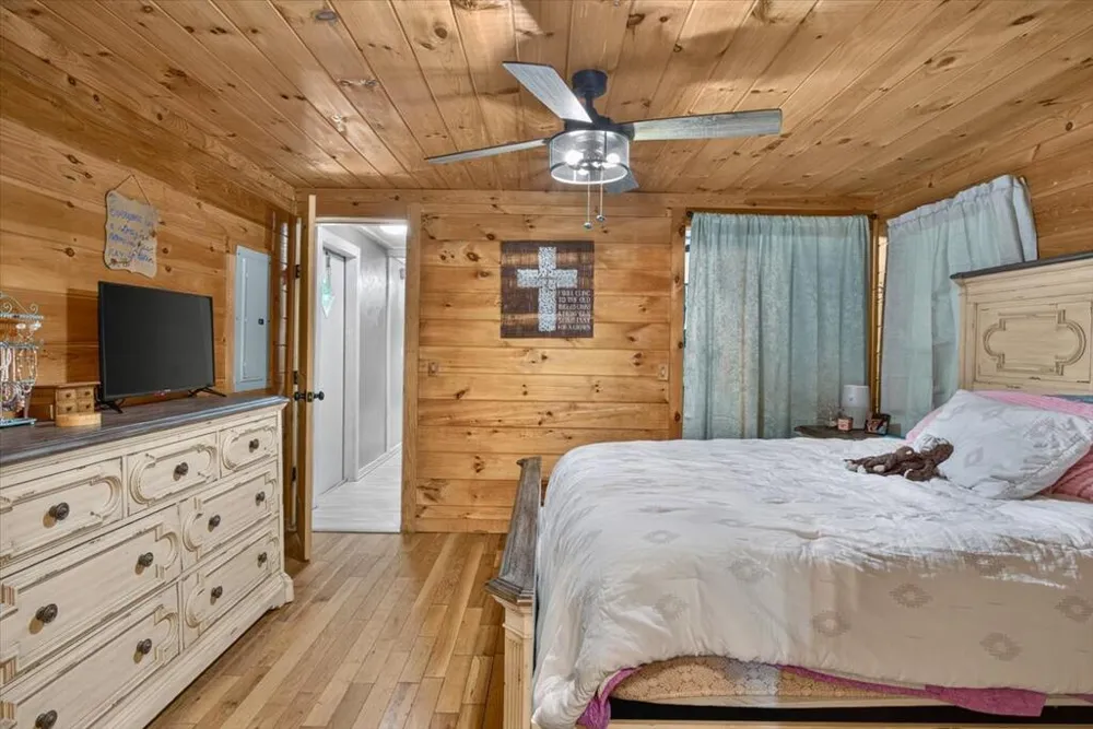 357 Wise Road Morganton, GA 30560