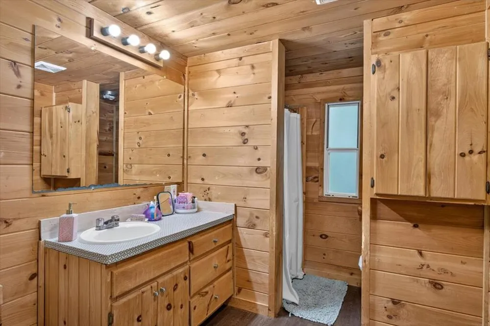 357 Wise Road Morganton, GA 30560