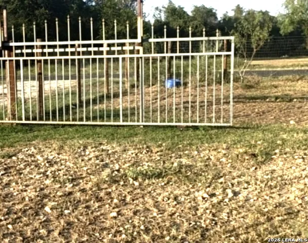 13808-III Greenwood Rd Atascosa, TX 78002