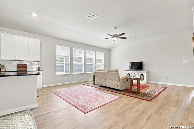 2910 CLEMENTE WAY Converse, TX 78109