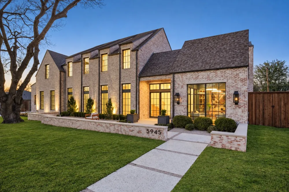 5945 Royal Crest Drive Dallas, TX 75230