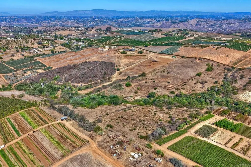 7729 Mount Ara Bonsall, CA 92003