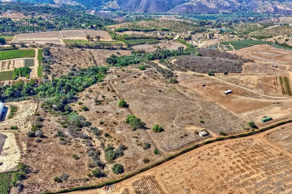 7729 Mount Ara Bonsall, CA 92003