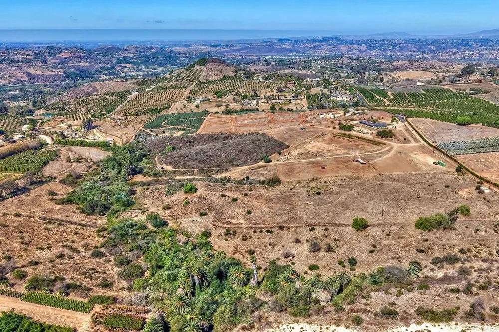 7729 Mount Ara Bonsall, CA 92003