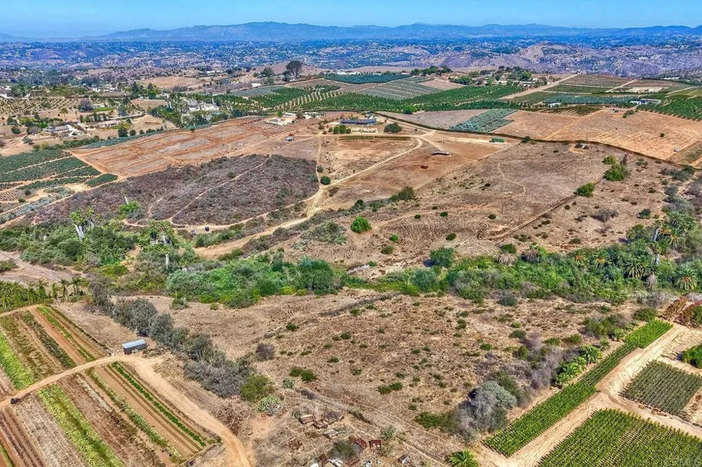 7729 Mount Ara Bonsall, CA 92003