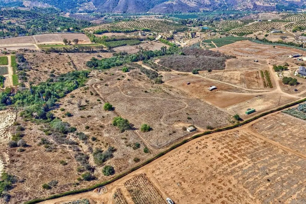 7729 Mount Ara Bonsall, CA 92003
