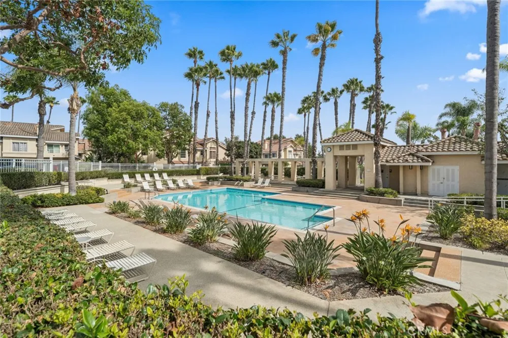 25153 Via Veracruz Laguna Niguel, CA 92677