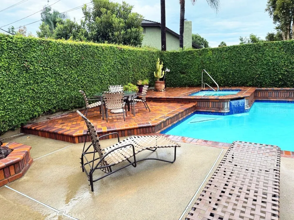 308 Somerset Placentia, CA 92870